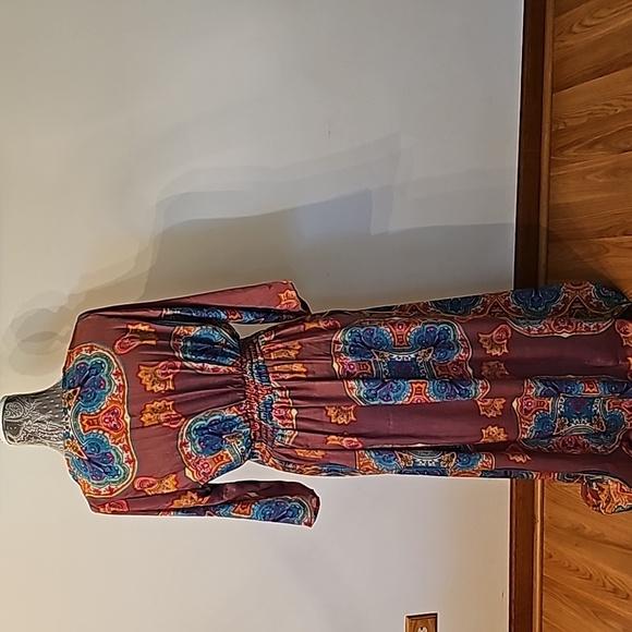 NWOT women's maxi dress,Size S/M. 80% silk 20% rayon.Made in India. - Picture 7 of 11